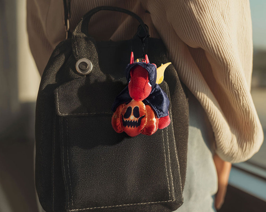 Lucky Doll Keychain—Halloween - Boutique en ligne officielle de MSI France